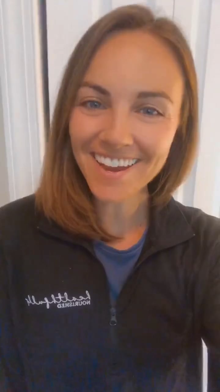 Taryn Mattern (Hormone + Gut Health Dietitian)